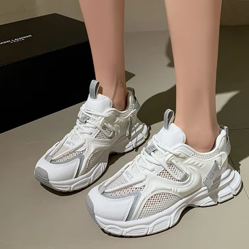 2023 Летняя женская спортивная обувь Сетчатые дышащие женские кроссовки Износостойкая повседневная обувь на открытом воздухе Белая беговая обувь Mujer