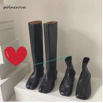  Новейшие длинные сапоги Tabi с раздельным носком Черные кожаные ботильоны с круглым каблуком Модная подиумная обувь для вечеринок для женщин 2023 Осенний досуг