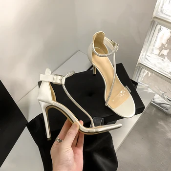  одно слово сандалии женские 2022 лето новое атласное прозрачное туфли на высоком каблуке с открытым носком шпилька мода женская обувь со стразами