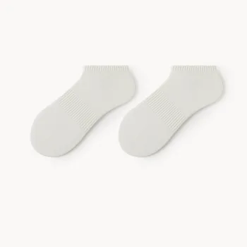 Носки нагромождают носки Женские весенние и летние носки из тонкого льда Твердые носки, женщины в чулках белые чулки, белые чулки